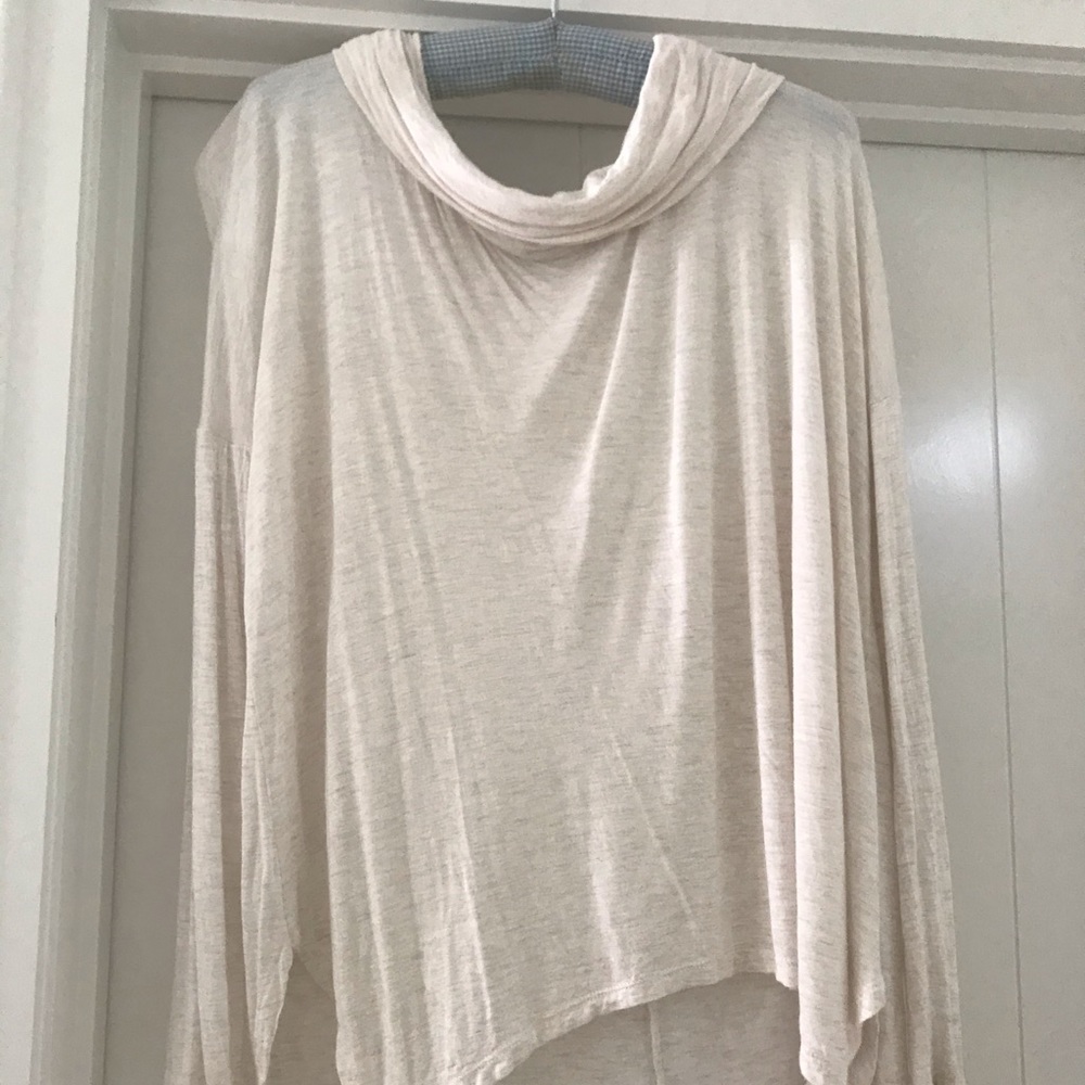 Long sleeve top